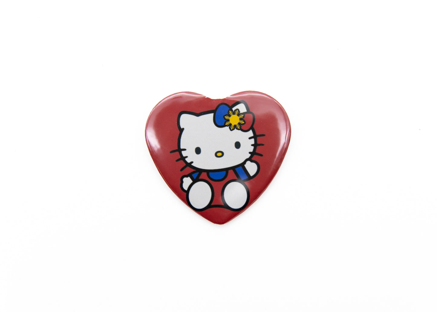 Hello Kitty Heart Button